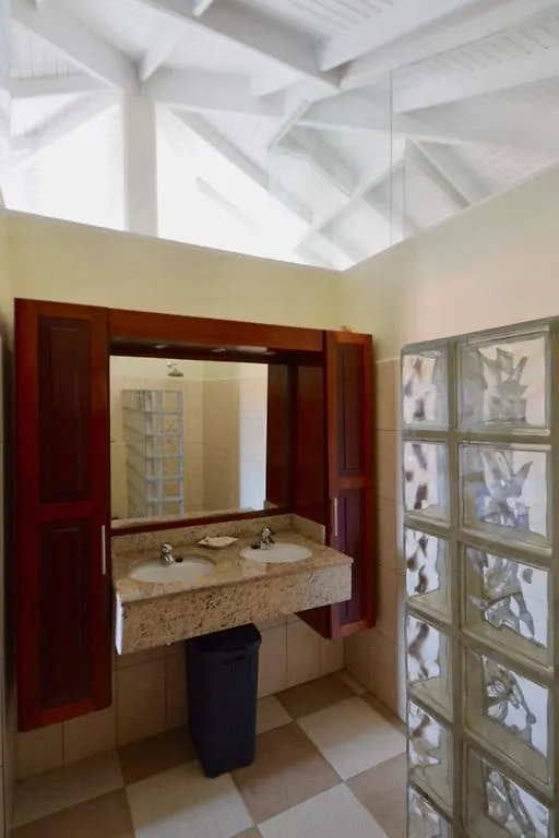 Villa At The Beach, Blue Bay Golf & Beach Resort